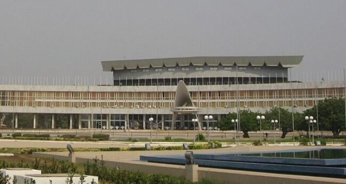 Buildings_in_Lomé_(6717151255)